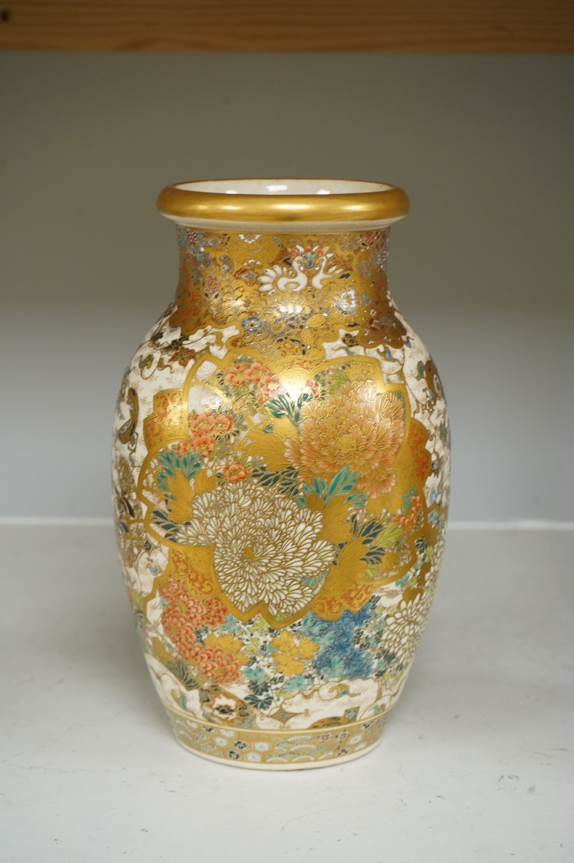 A Japanese Satsuma vase, Meiji period (1868-1912), 24.5cm